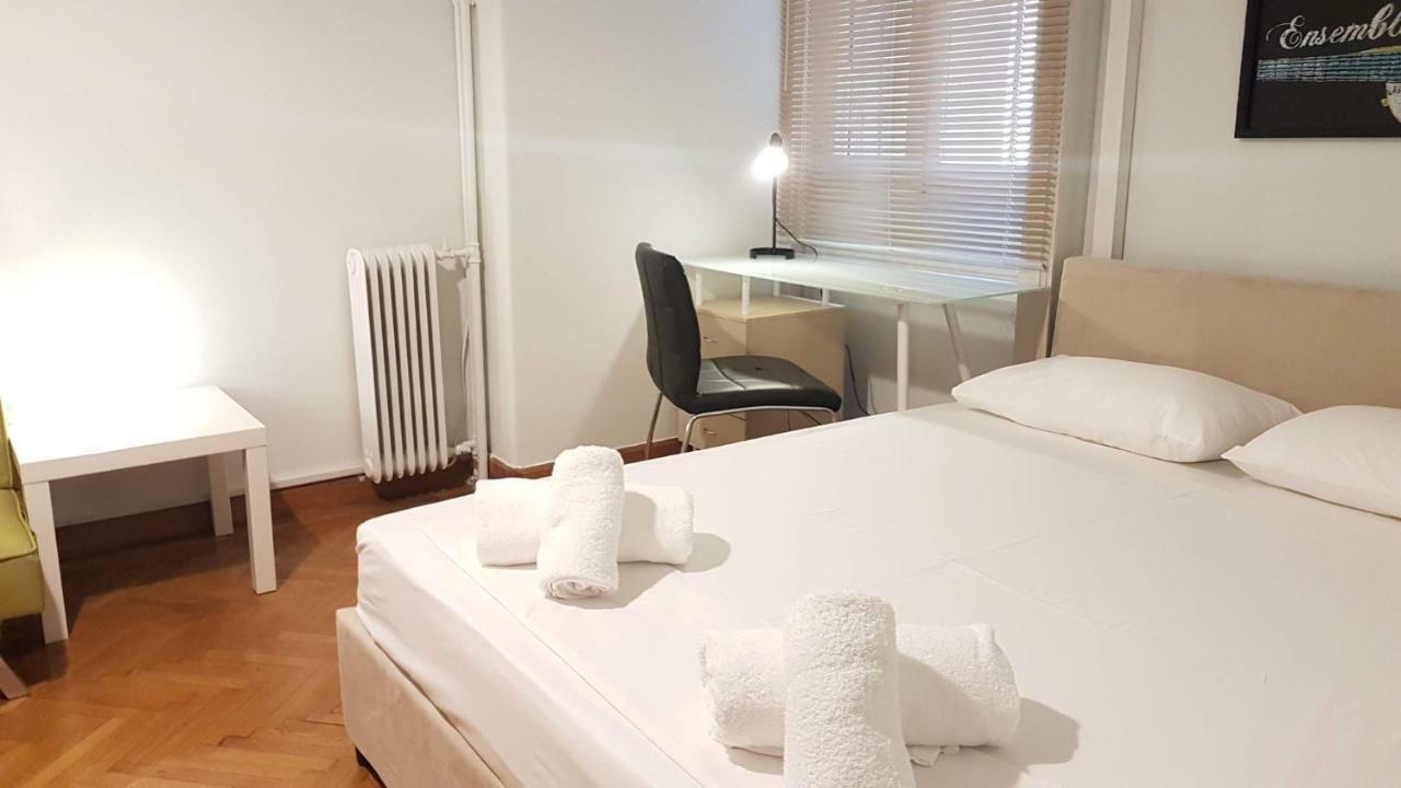 Violet Errathens Apartment - Athens Center, 7 Bd, 3 Bath Exterior photo